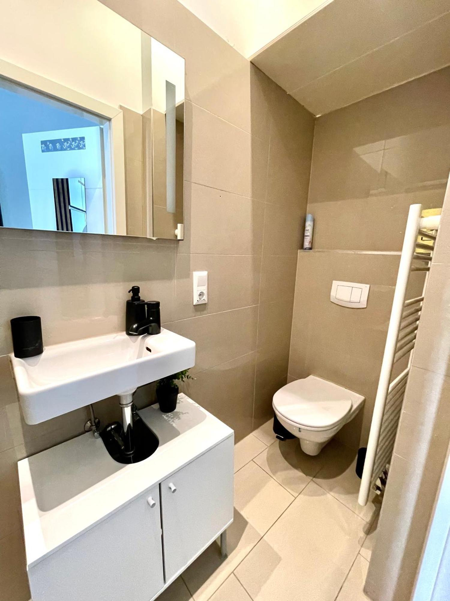 My City Apartment - Vienna Cityroom Luaran gambar